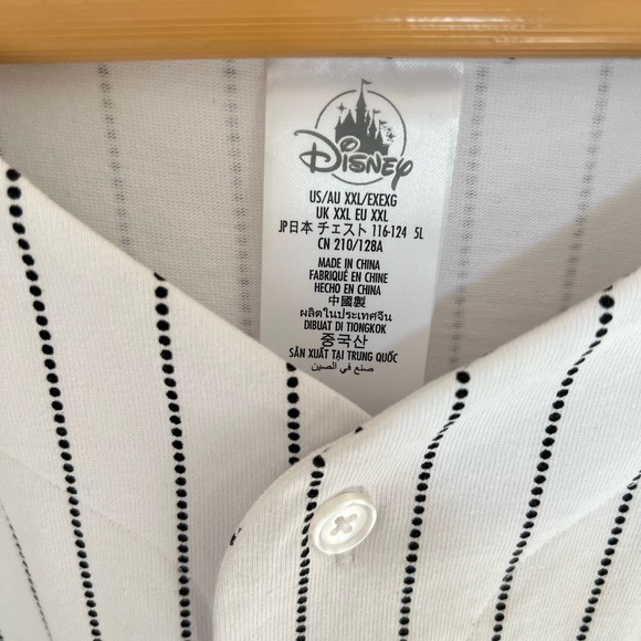Disney Jersey XXL - Picture 3 of 5